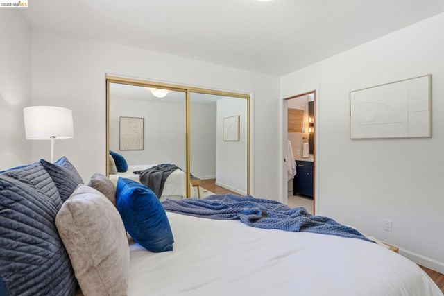 2662 Tamalpais Dr, Pinole, CA 94564