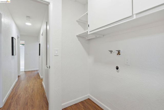 2662 Tamalpais Dr, Pinole, CA 94564