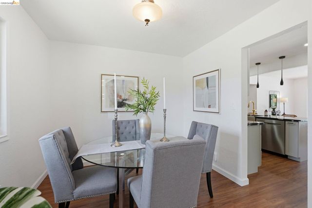 2662 Tamalpais Dr, Pinole, CA 94564