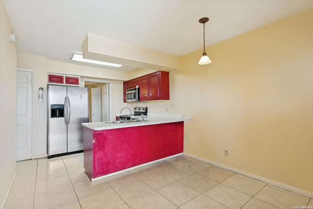 5359 Fredericksburg Rd Apt 610, San Antonio, TX 78229