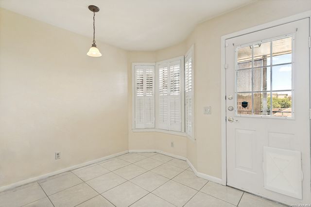 5359 Fredericksburg Rd Apt 610, San Antonio, TX 78229