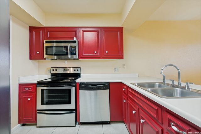 5359 Fredericksburg Rd Apt 610, San Antonio, TX 78229