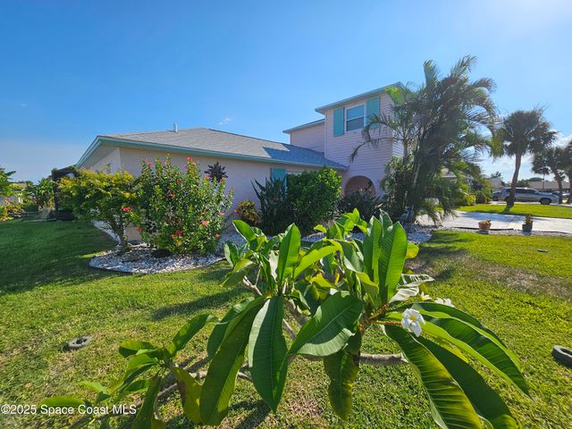 1525 W Riviera Drive, Merritt Island, FL 32952