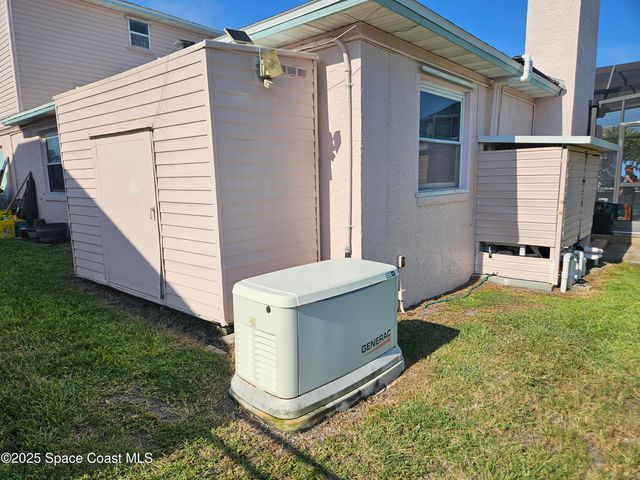 1525 W Riviera Drive, Merritt Island, FL 32952