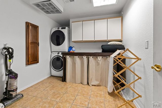 1620 Weatherby Lane, Pueblo, CO 81008