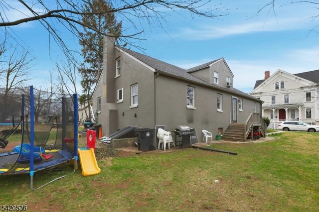 13 William St, Flemington Boro, NJ 08822