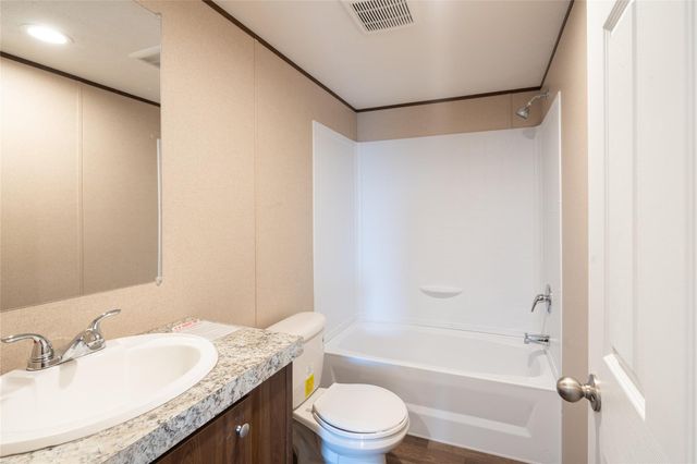 6965 Seawillow RD, Lockhart, TX 78644