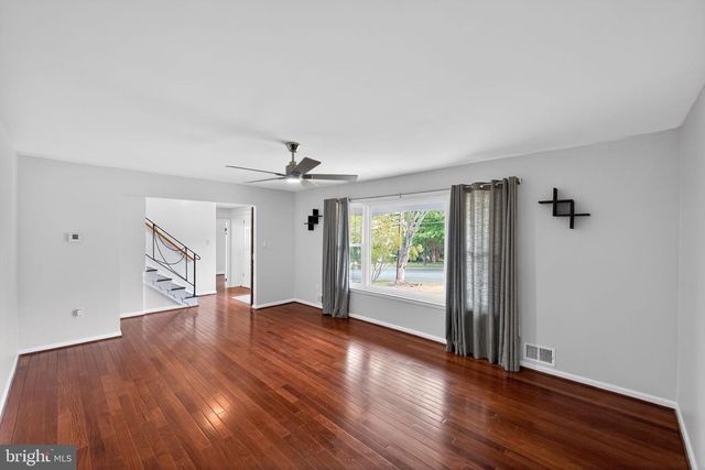 13312 FORT WASHINGTON RD, Fort Washington, MD 20744