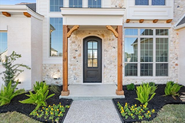 131 Big Catch Lane, Robinson, TX 76706