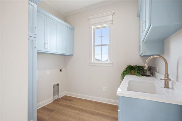 131 Big Catch Lane, Robinson, TX 76706