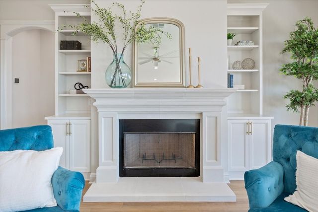 131 Big Catch Lane, Robinson, TX 76706