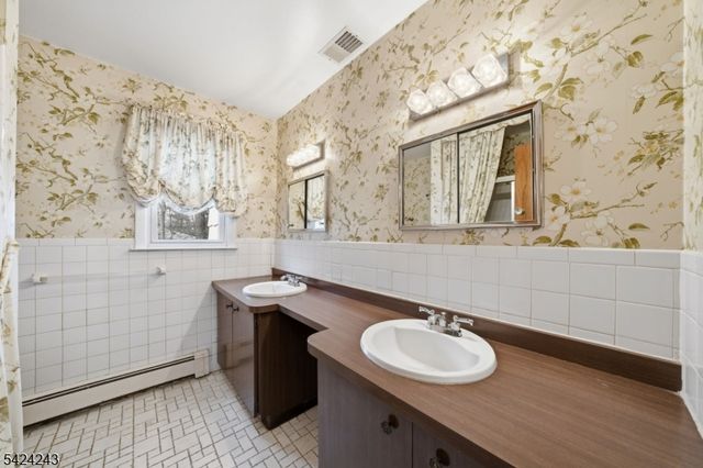 14 MABRO DRIVE, Denville Twp., NJ 07834