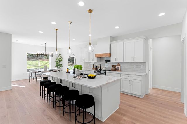 647 Narrow Circle, Inman, SC 29349