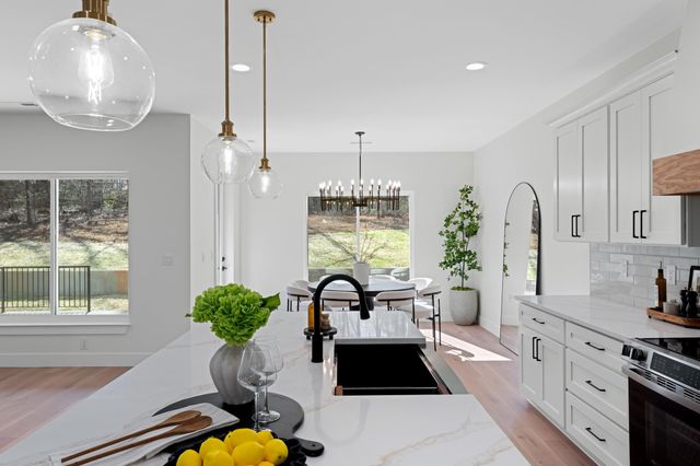 647 Narrow Circle, Inman, SC 29349