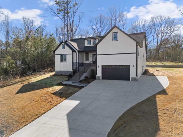 647 Narrow Circle, Inman, SC 29349
