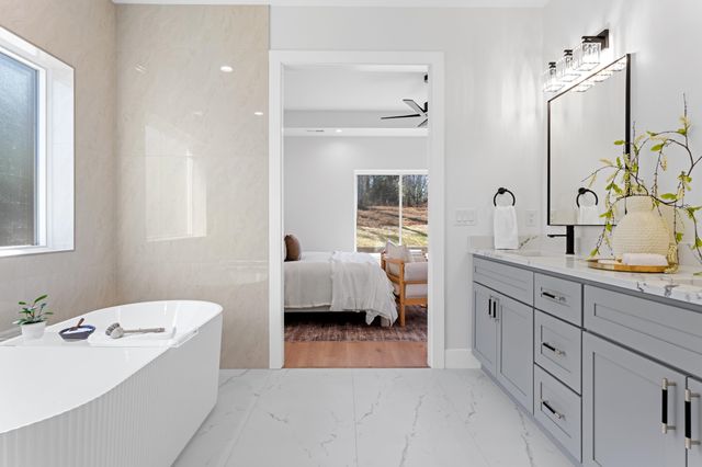 647 Narrow Circle, Inman, SC 29349