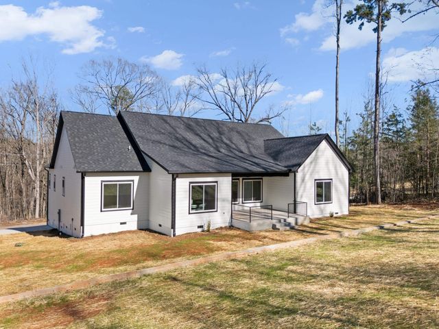 647 Narrow Circle, Inman, SC 29349