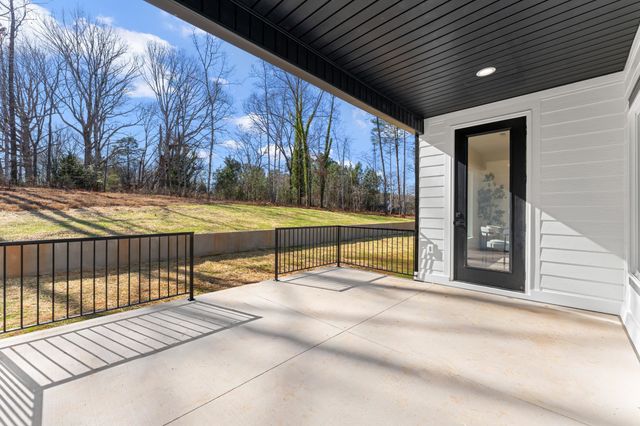 647 Narrow Circle, Inman, SC 29349