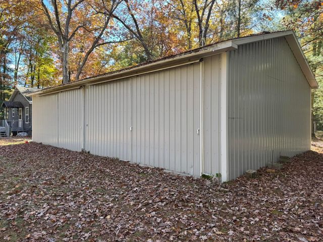 10031 W River Road, Irons, MI 49644