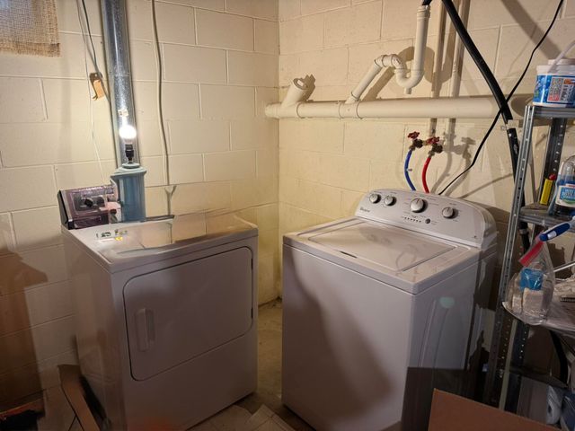 10031 W River Road, Irons, MI 49644