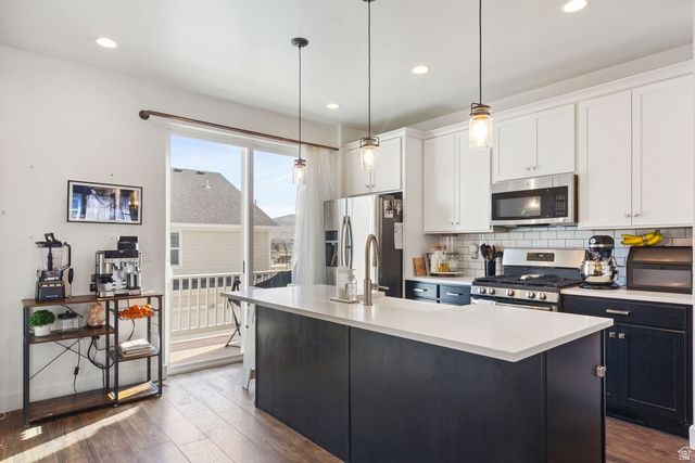 1056 W PAINTED HORSE LN, Bluffdale, UT 84065