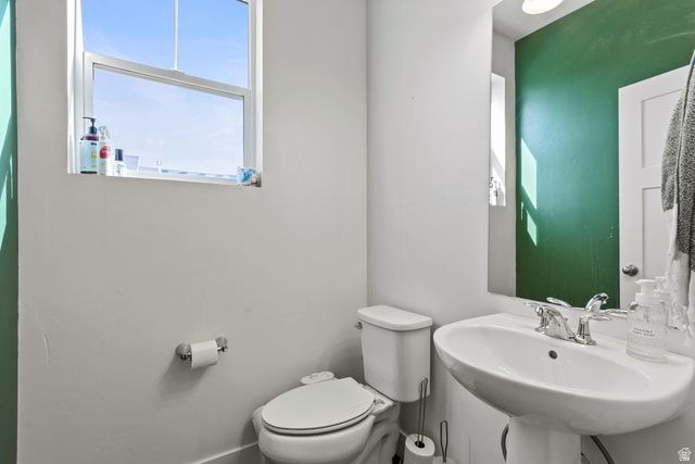 1056 W PAINTED HORSE LN, Bluffdale, UT 84065