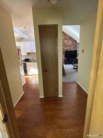 126 Sherman Hill Road APT B12, Woodbury, CT 06798