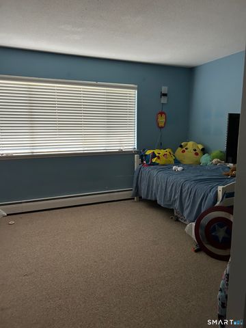 126 Sherman Hill Road APT B12, Woodbury, CT 06798