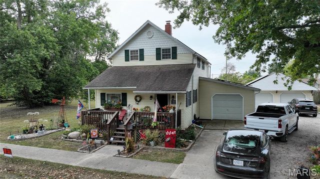 506 Garfield Street, Mount Olive, IL 62069