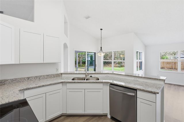 10 PEBBLETON PLACE, Palm Coast, FL 32164