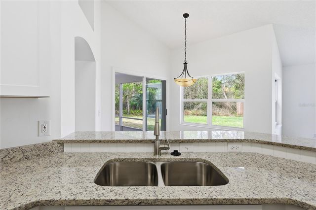 10 PEBBLETON PLACE, Palm Coast, FL 32164