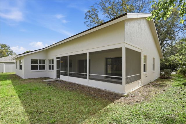 10 PEBBLETON PLACE, Palm Coast, FL 32164