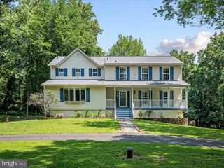 35298 SCOTLAND HEIGHTS RD, Round Hill, VA 20141