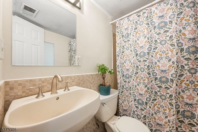 490 Split Rock Rd, Rockaway Twp., NJ 07849