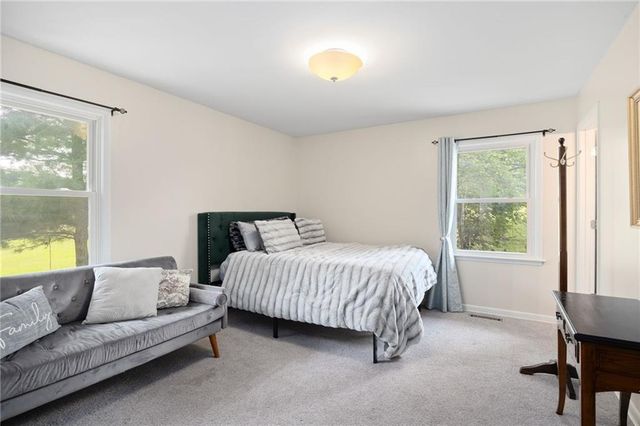 553 Lake Viking Terrace, Gallatin, MO 64640