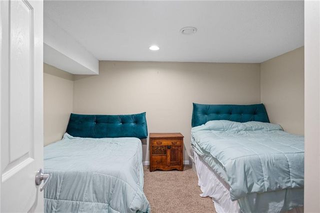 553 Lake Viking Terrace, Gallatin, MO 64640