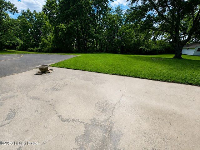 620 El Dorado Dr, Elizabethtown, KY 42701