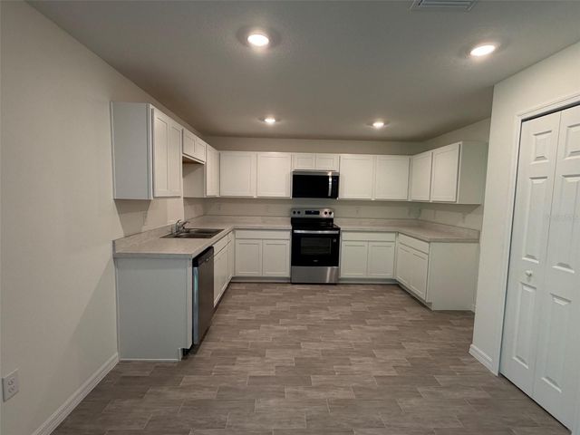 880 HUDSON VALLEY DRIVE, Poinciana, FL 34759