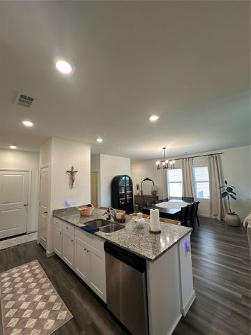1624 Shadow Hawk Drive, Fort Worth, TX 76052