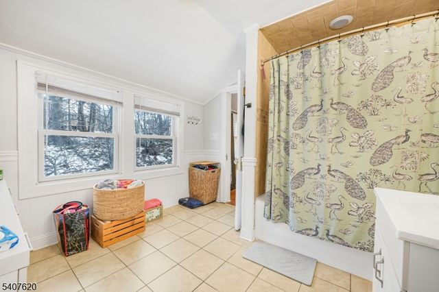 68 Ketner St, Bloomfield Twp., NJ 07003