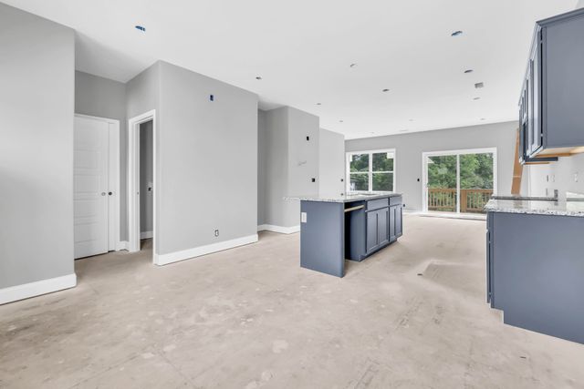 38 Dixon Drive, Clarksville, TN 37040