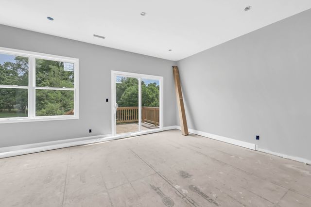 38 Dixon Drive, Clarksville, TN 37040