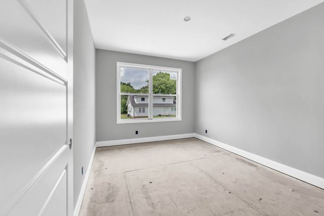 38 Dixon Drive, Clarksville, TN 37040