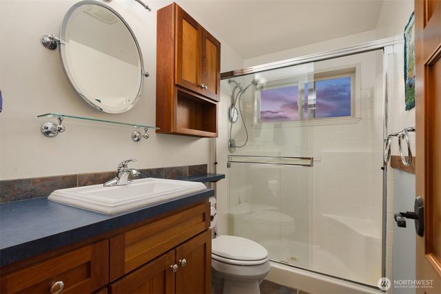 8909 NE 118th Place, Kirkland, WA 98034