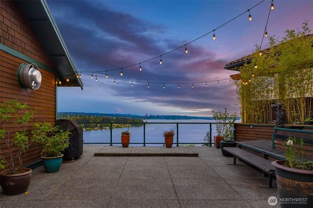 8909 NE 118th Place, Kirkland, WA 98034