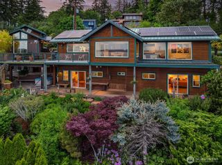 8909 NE 118th Place, Kirkland, WA 98034