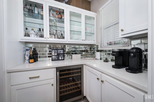 3406 Wicklow Court, Bakersfield, CA 93314