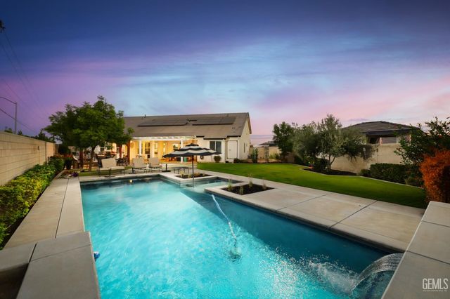 3406 Wicklow Court, Bakersfield, CA 93314