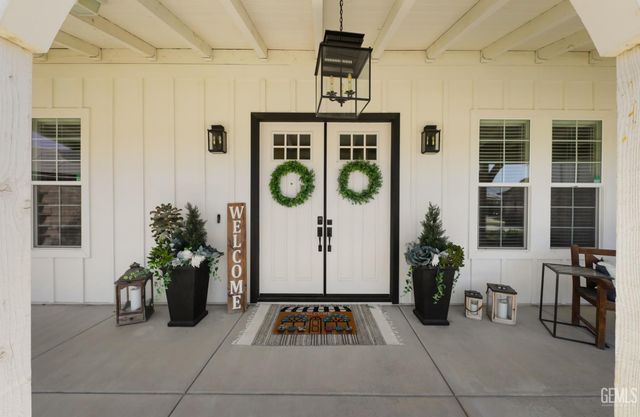 3406 Wicklow Court, Bakersfield, CA 93314
