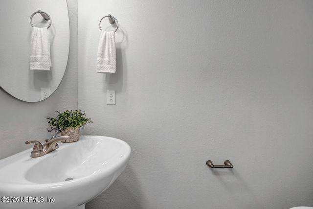 9042 EATON Avenue, Jacksonville, FL 32211